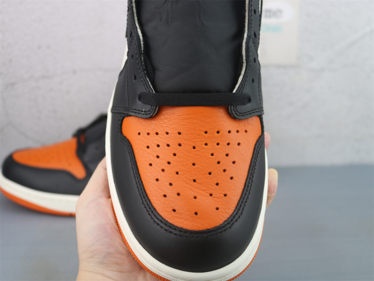 Air Jordan 1 Retro High Shattered Backboard 2025 DZ5485-008
